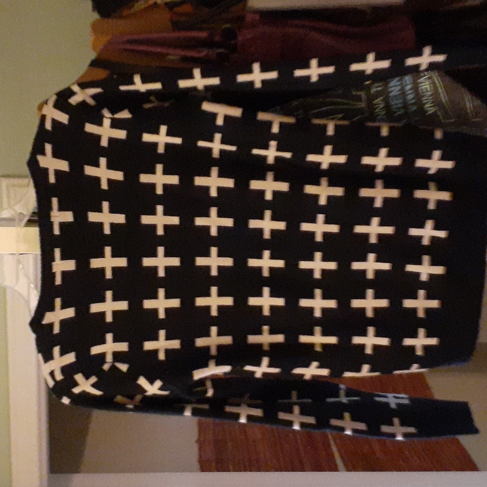 Sweater - Picture 2 of 3